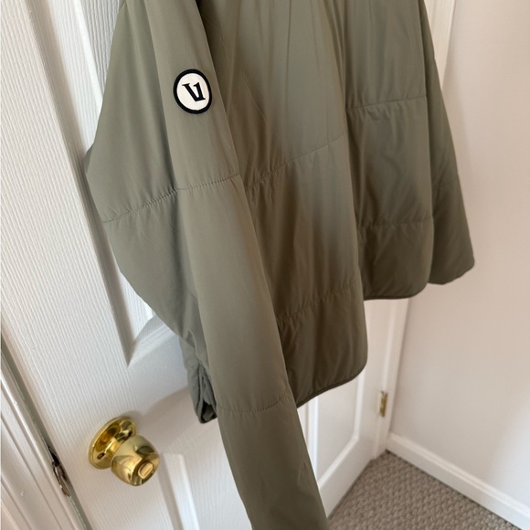 Vuori Women's Canyon Insulated Jacket - Picture 2 of 5